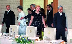 Putin attends luncheon at Imperial Palace